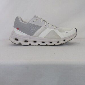 Womens On Cloudrunner Running Shoes / Size 7.5
